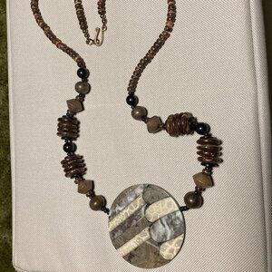 Wooden Bead Necklace with Round Geometric Pattern Pendant